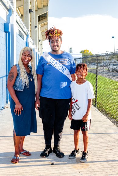 © Candid Memories By Ken Frazier