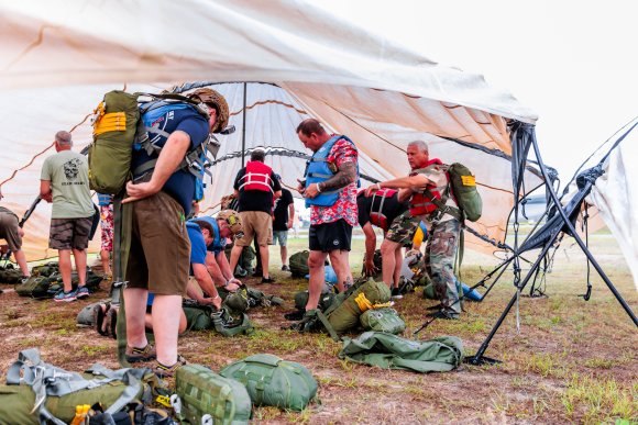 Â© Candid Memories By Ken Frazier