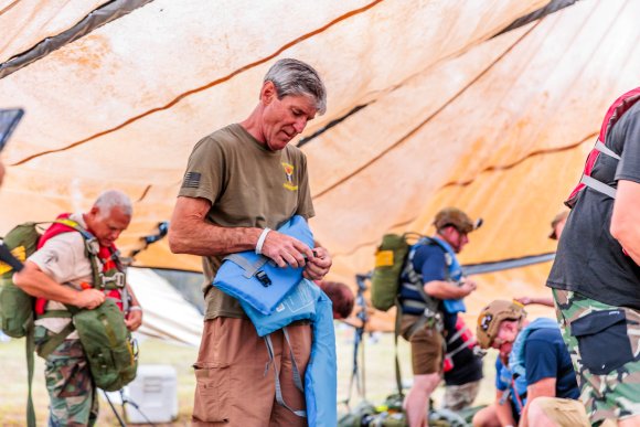 Â© Candid Memories By Ken Frazier