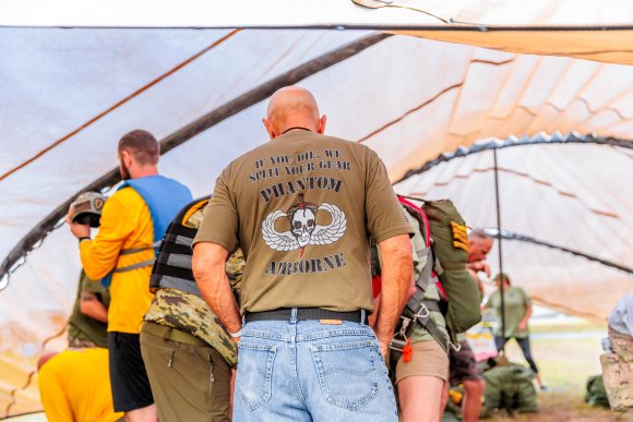 Â© Candid Memories By Ken Frazier