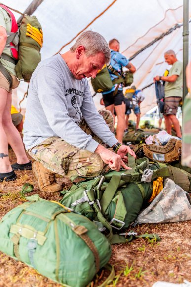 Â© Candid Memories By Ken Frazier