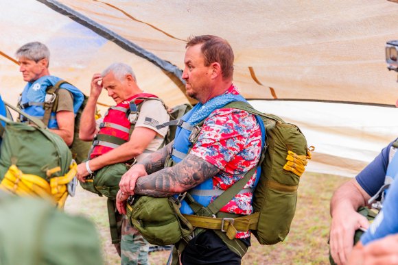 Â© Candid Memories By Ken Frazier