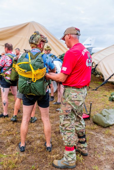 Â© Candid Memories By Ken Frazier