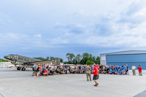 Â© Candid Memories By Ken Frazier