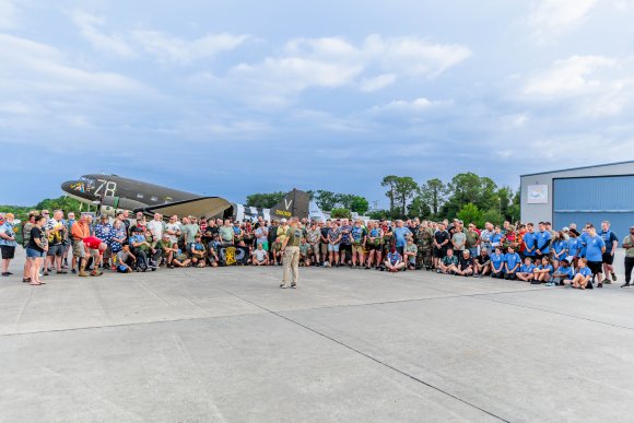 Â© Candid Memories By Ken Frazier