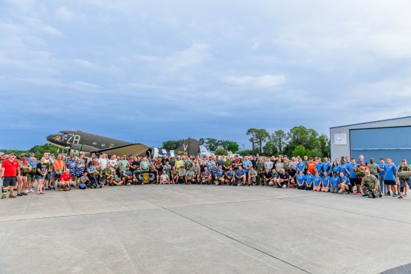 Â© Candid Memories By Ken Frazier