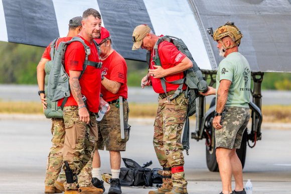 Â© Candid Memories By Ken Frazier