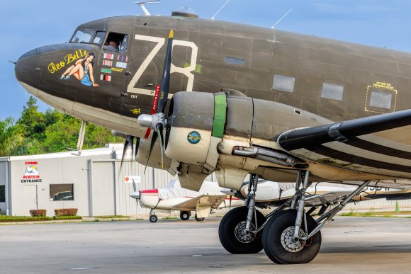 Â© Candid Memories By Ken Frazier