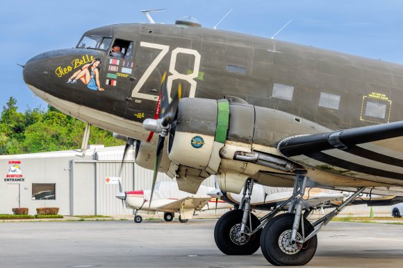 Â© Candid Memories By Ken Frazier