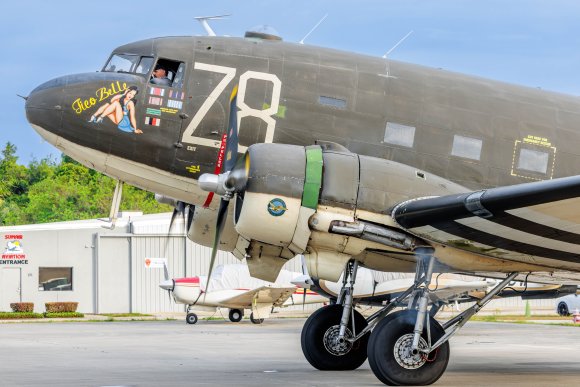 Â© Candid Memories By Ken Frazier