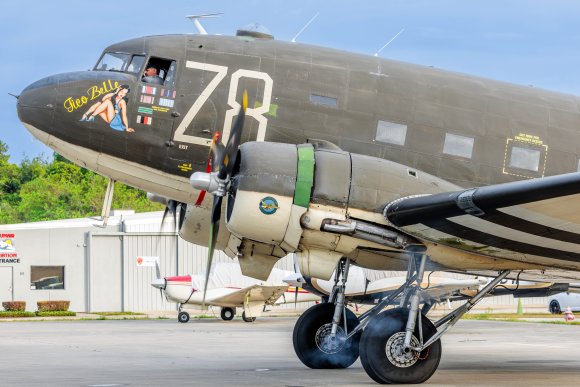 Â© Candid Memories By Ken Frazier