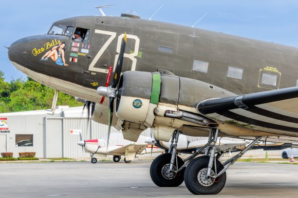 Â© Candid Memories By Ken Frazier