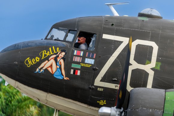 Â© Candid Memories By Ken Frazier