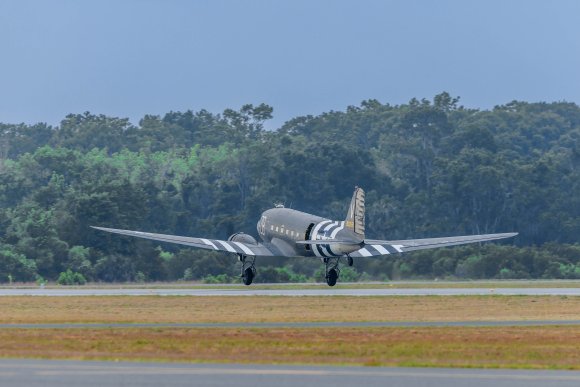 Â© Candid Memories By Ken Frazier