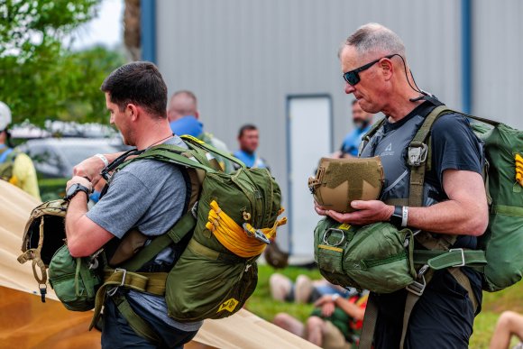 Â© Candid Memories By Ken Frazier