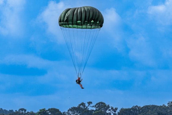 Â© Candid Memories By Ken Frazier