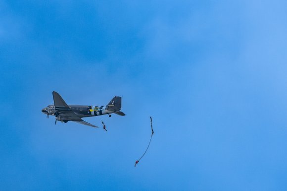 Â© Candid Memories By Ken Frazier