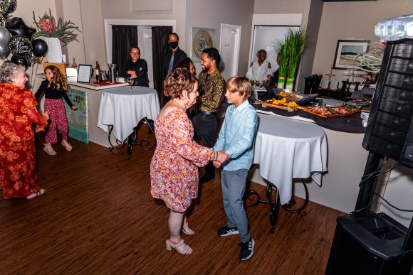 Â© Candid Memories By Ken Frazier