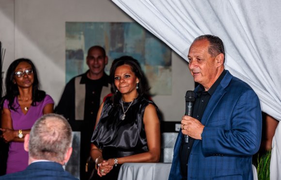 Â© Candid Memories By Ken Frazier