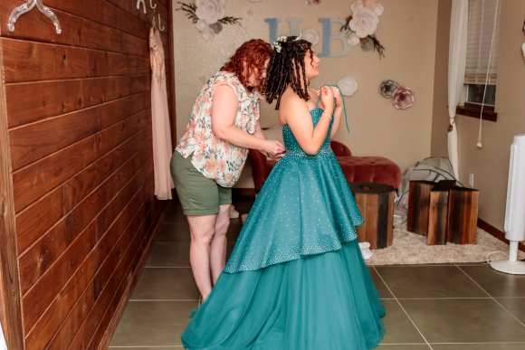 Â© Candid Memories By Ken Frazier