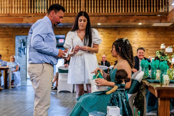 Â© Candid Memories By Ken Frazier