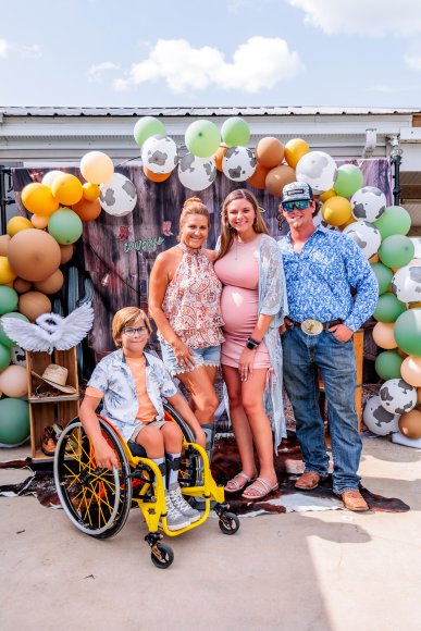 Â© Candid Memories By Ken Frazier