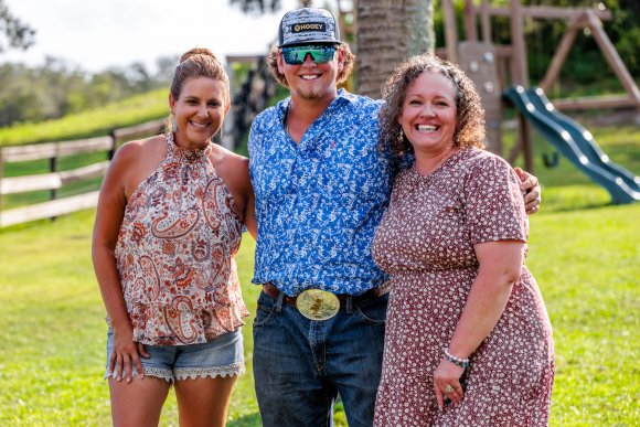 Â© Candid Memories By Ken Frazier