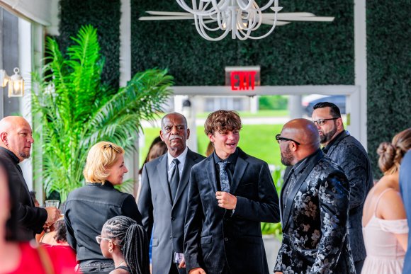 Â© Candid Memories By Ken Frazier