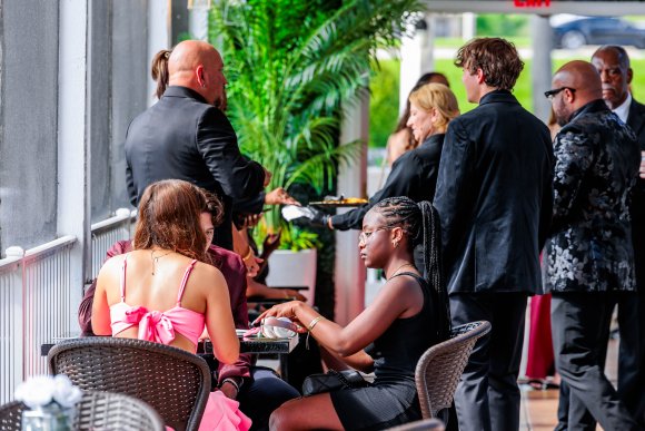 Â© Candid Memories By Ken Frazier