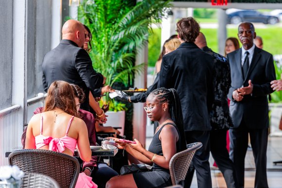 Â© Candid Memories By Ken Frazier