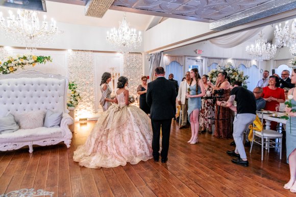 Â© Candid Memories By Ken Frazier