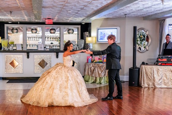 Â© Candid Memories By Ken Frazier