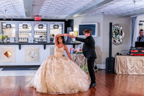 Â© Candid Memories By Ken Frazier