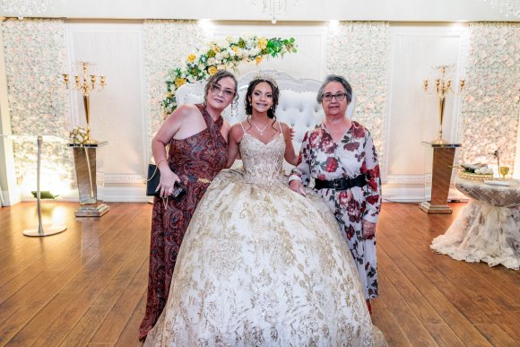 Â© Candid Memories By Ken Frazier