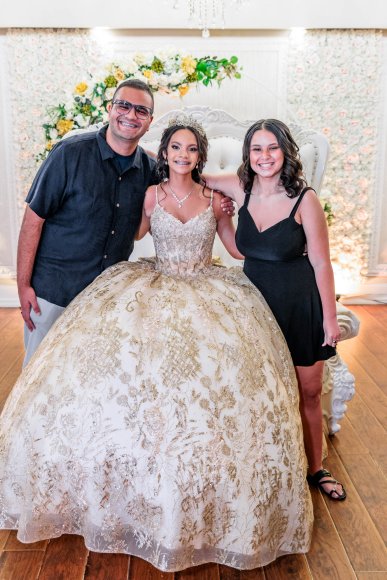 Â© Candid Memories By Ken Frazier