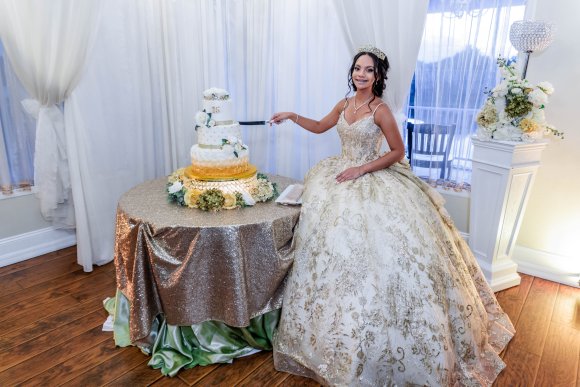 Â© Candid Memories By Ken Frazier