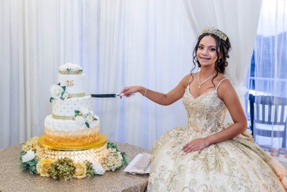 Â© Candid Memories By Ken Frazier