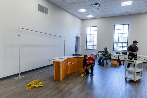 Â© Candid Memories By Ken Frazier