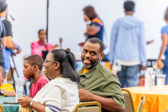 Â© Candid Memories By Ken Frazier