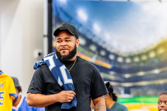 Â© Candid Memories By Ken Frazier