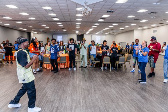 Â© Candid Memories By Ken Frazier