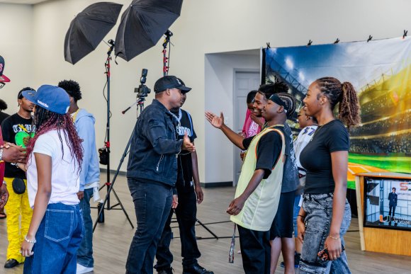 Â© Candid Memories By Ken Frazier