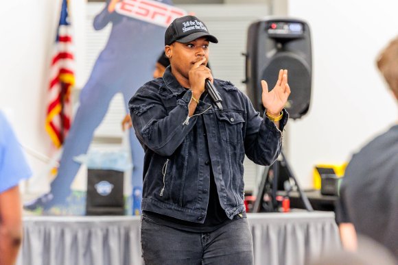 Â© Candid Memories By Ken Frazier