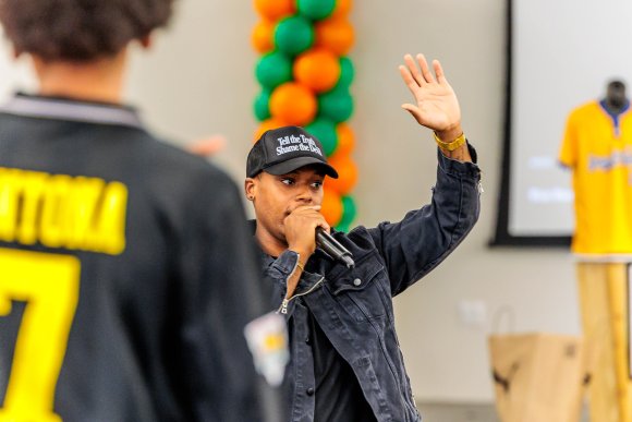 Â© Candid Memories By Ken Frazier