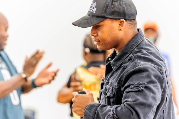 Â© Candid Memories By Ken Frazier