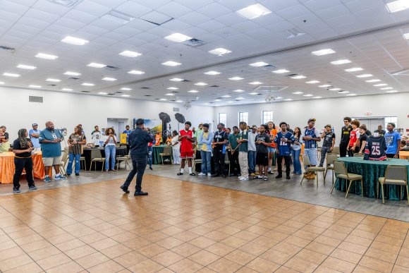 Â© Candid Memories By Ken Frazier