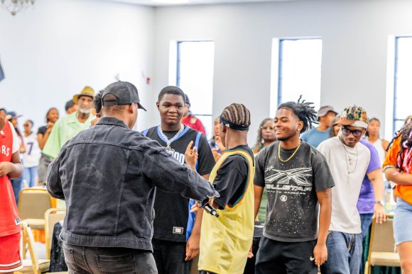 Â© Candid Memories By Ken Frazier