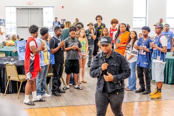 Â© Candid Memories By Ken Frazier