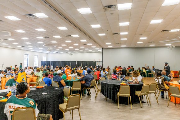 Â© Candid Memories By Ken Frazier