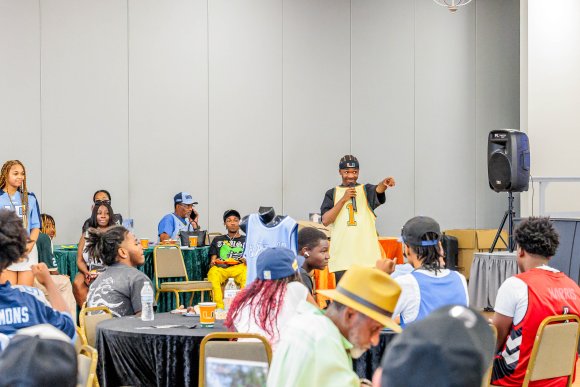 Â© Candid Memories By Ken Frazier